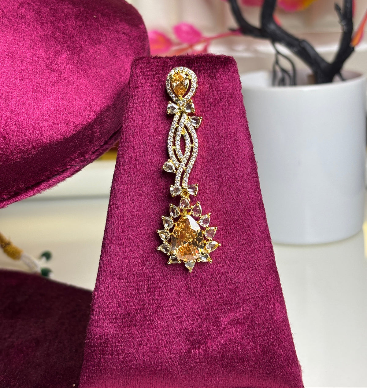 Gold Amber Champagne Traditional Necklace and Earring Set