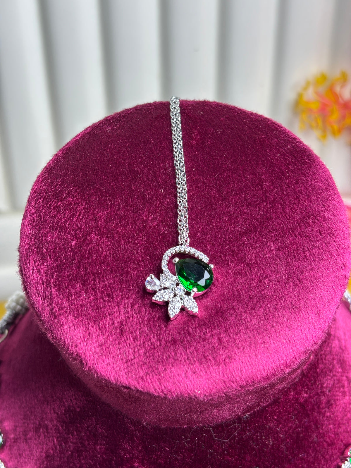 Emerald Green Floral Crystal Collar Necklace and Earring Set