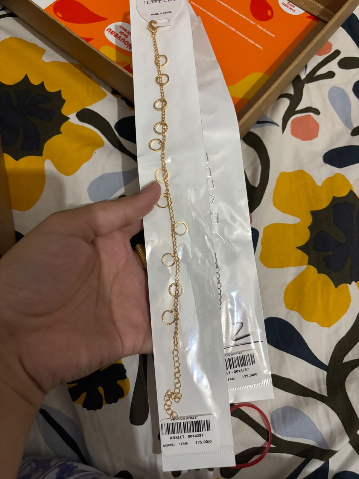 Gold Textured Ring Charm Anklet